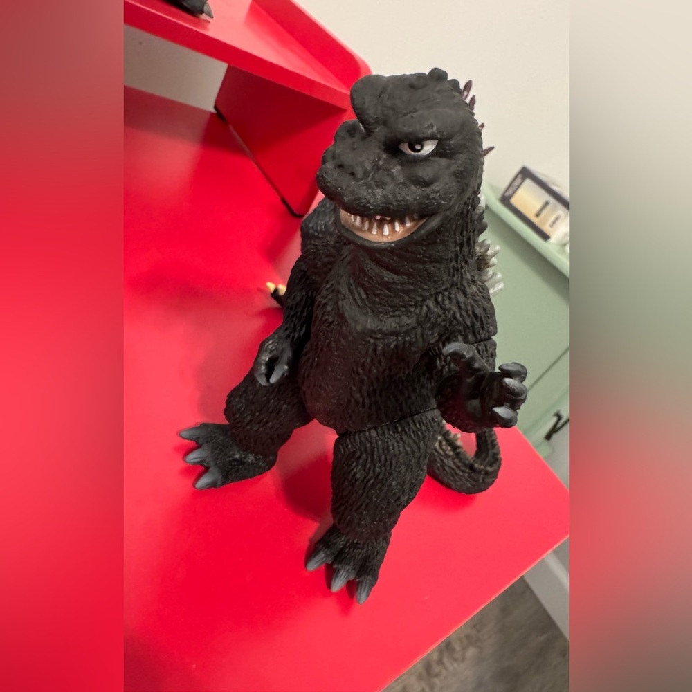 2007 Bandai Godzilla Millennium figure out of box like new